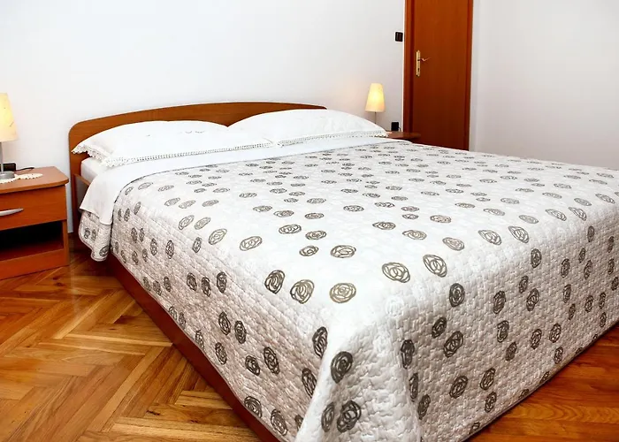 Ivana Apartman Trogir